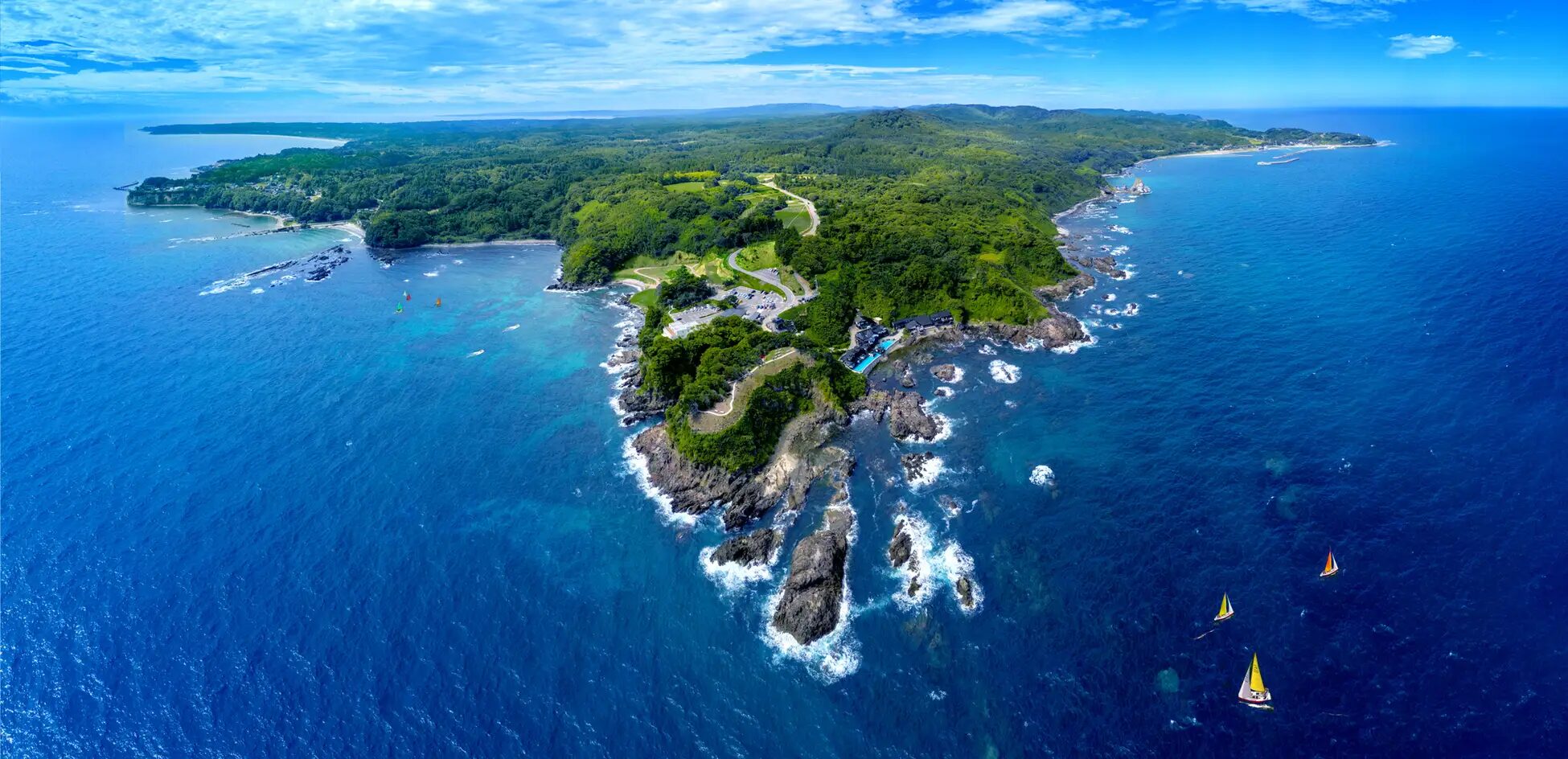 物資輸送用「空飛ぶ車」EH216L(最大積載250kg)の試験飛行を行いました。